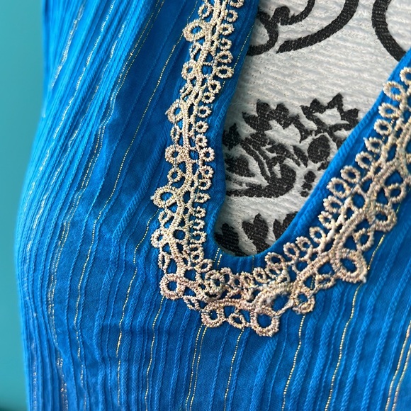 EUC Lilly Pulitzer Runic Blouse - Picture 4 of 7